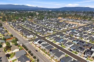 20621 SE Gemstone Ave, Bend, OR 97702 - Photo 45