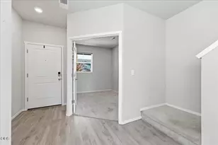 20621 SE Gemstone Ave, Bend, OR 97702 - Photo 17