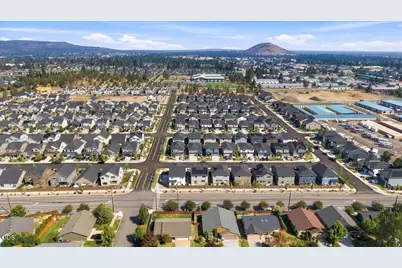 20621 SE Gemstone Avenue, Bend, OR 97702 - Photo 43