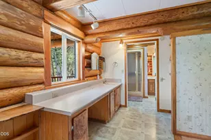 11857 Upper Applegate Rd, Jacksonville, OR 97530 - Photo 21