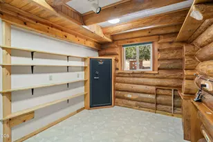 11857 Upper Applegate Rd, Jacksonville, OR 97530 - Photo 17