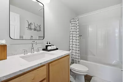 1354 NW Baltimore Avenue, Bend, OR 97703 - Photo 23