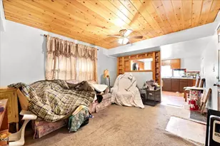 7001 Rogue River, Grants Pass, OR 97527 - Photo 7