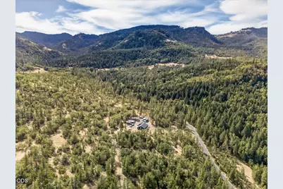 13021 E Antelope Road, Eagle Point, OR 97524 - Photo 1
