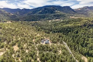 13021 E Antelope Rd, Eagle Point, OR 97524 - Photo 1