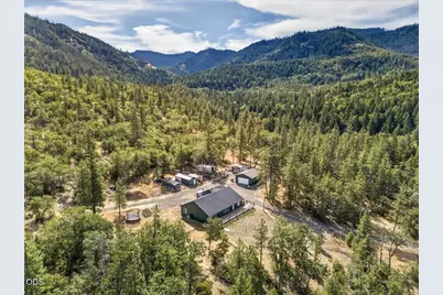 13021 E Antelope Road, Eagle Point, OR 97524 - Photo 35