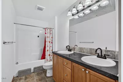 13021 E Antelope Road, Eagle Point, OR 97524 - Photo 17