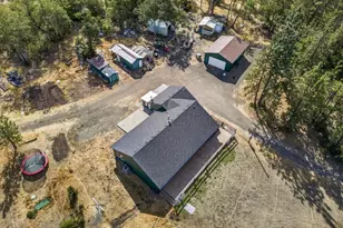 13021 E Antelope Rd, Eagle Point, OR 97524 - Photo 3