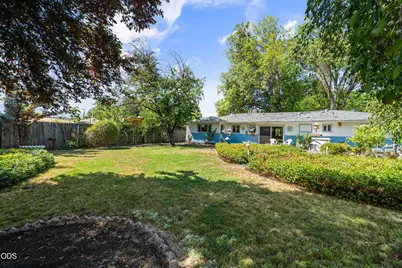 1525 Whitman Avenue, Medford, OR 97501 - Photo 29