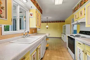 1525 Whitman Ave, Medford, OR 97501 - Photo 9