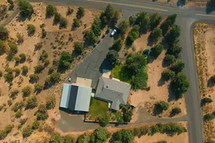 200 SE Crestview Ln, Madras, OR 97741 - Photo 45
