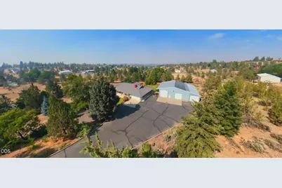 200 SE Crestview Lane, Madras, OR 97741 - Photo 37