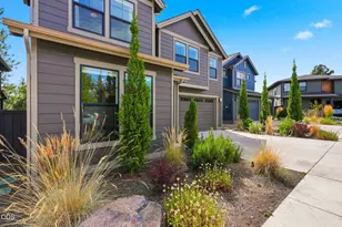 2621 NW Sky Vis Ct, Bend, OR 97703 - Photo 3