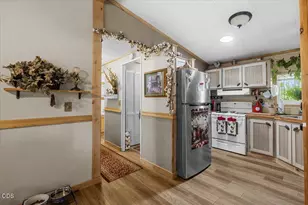 5648 Foothill Blvd, Grants Pass, OR 97526 - Photo 9