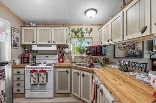 5648 Foothill Blvd, Grants Pass, OR 97526 - Photo 7
