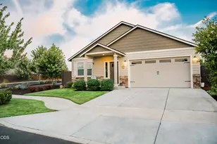 2322 NW Kingwood Ave, Redmond, OR 97756 - Photo 3