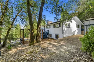 1441 NW B St, Grants Pass, OR 97526 - Photo 33