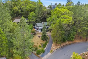 1441 NW B St, Grants Pass, OR 97526 - Photo 47