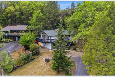 1441 NW B Street, Grants Pass, OR 97526 - Photo 41