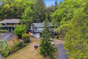 1441 NW B St, Grants Pass, OR 97526 - Photo 41