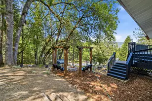1441 NW B St, Grants Pass, OR 97526 - Photo 37
