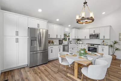 1441 NW B Street, Grants Pass, OR 97526 - Photo 9