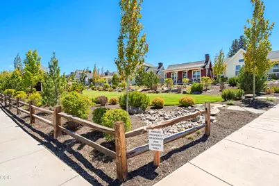 2765 NW High Lakes Loop, Bend, OR 97703 - Photo 37