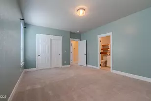 656 Nobility Dr, Medford, OR 97501 - Photo 29
