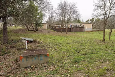 2285 Jasmine Avenue, Medford, OR 97501 - Photo 35