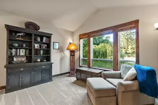 20960 Gardenia Ave, Bend, OR 97702 - Photo 5