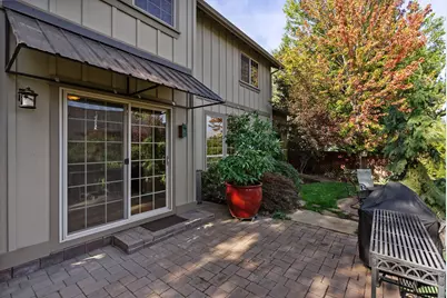 20960 Gardenia Avenue, Bend, OR 97702 - Photo 43