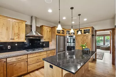 20960 Gardenia Avenue, Bend, OR 97702 - Photo 17