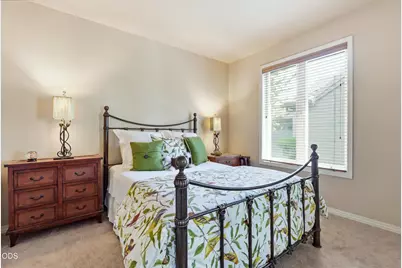 61927 Fall Creek Loop, Bend, OR 97702 - Photo 25