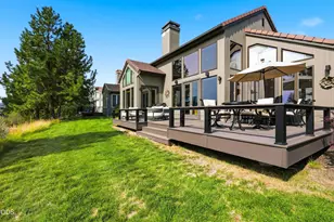 61927 Fall Creek Loop, Bend, OR 97702 - Photo 43