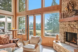 61927 Fall Creek Loop, Bend, OR 97702 - Photo 9