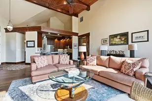 61927 Fall Creek Loop, Bend, OR 97702 - Photo 11