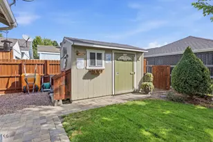 911 NE Stoneridge Loop, Prineville, OR 97754 - Photo 19