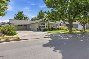 911 NE Stoneridge Loop, Prineville, OR 97754 - Photo 23