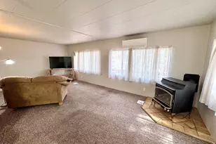 19950 Driftwood, Bend, OR 97702 - Photo 13