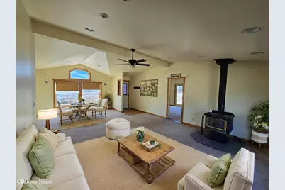 6244 NW Hemlock Place, Prineville, OR 97754 - Photo 3