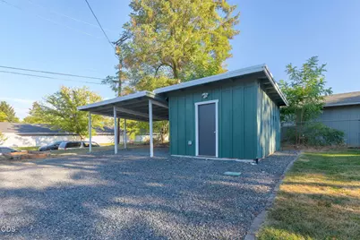 1102 SW Oak Street, Grants Pass, OR 97526 - Photo 39