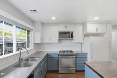 1102 SW Oak Street, Grants Pass, OR 97526 - Photo 7