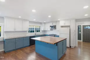 1102 SW Oak St, Grants Pass, OR 97526 - Photo 3