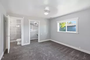 1102 SW Oak St, Grants Pass, OR 97526 - Photo 21