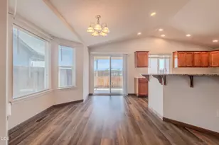 2102 Lara Ln, Central Point, OR 97502 - Photo 13