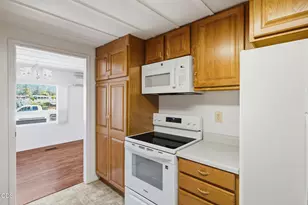 2351 SW Webster Rd, Grants Pass, OR 97526 - Photo 7