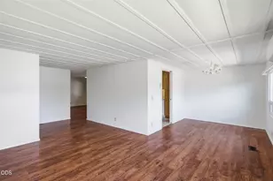 2351 SW Webster Rd, Grants Pass, OR 97526 - Photo 9