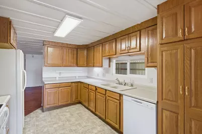 2351 SW Webster Road, Grants Pass, OR 97526 - Photo 5