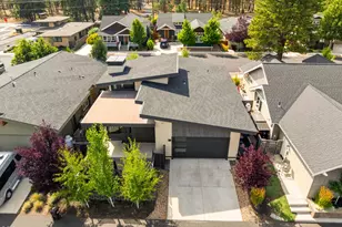 1036 N Forest Edge Dr, Sisters, OR 97759 - Photo 3