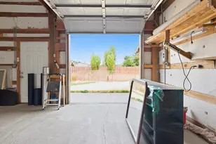 211 S Wasco Ave, Chiloquin, OR 97624 - Photo 57